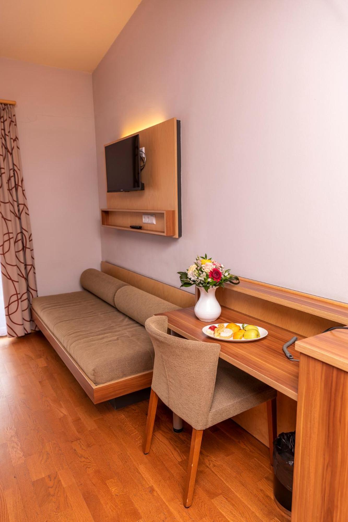 Vulkan Wellness Hotel & Camping Celldömölk Esterno foto