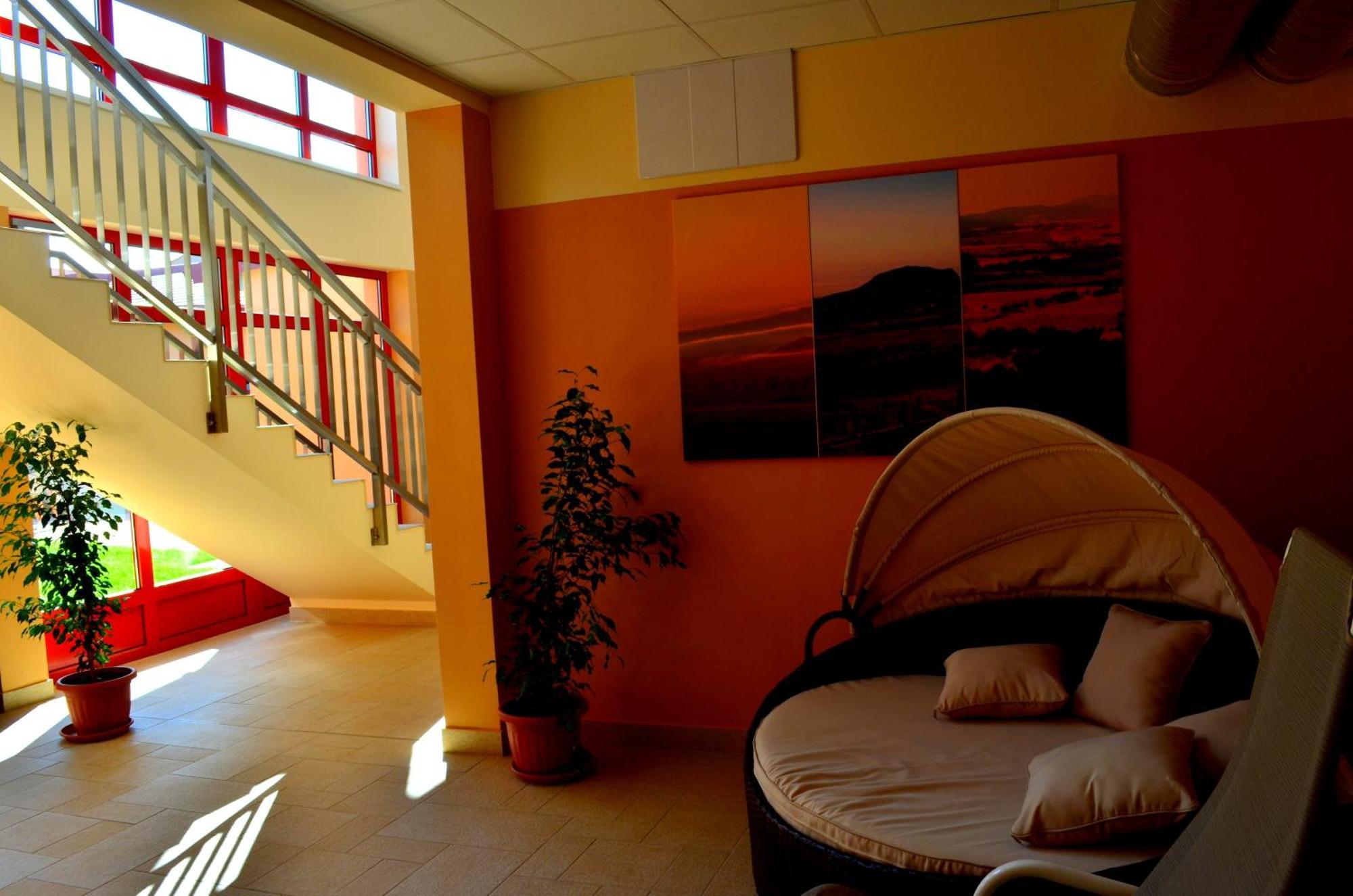 Vulkan Wellness Hotel & Camping Celldömölk Esterno foto